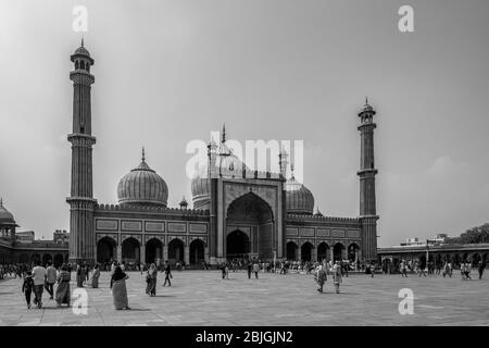 Delhi / India - 2 ottobre 2019: Masjid e Jahan Numa, moschea Jama Masjid nella vecchia Delhi, una delle moschee più grandi in India Foto Stock