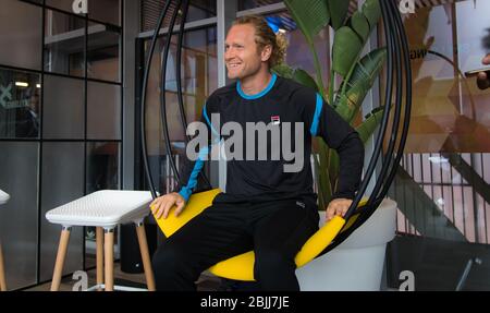 Dmitry Tursunov durante l'All Access Hour al torneo di tennis obbligatorio Mutua Madrid Open WTA Premier 2019 Foto Stock