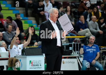 Verona, Italia. Vital heynen - coach Sir safety conad perugia durante il Volley Italiano Superlega Serie A stagione 2019/20, Volley Campionato Italiano Serie A Men SuperLeague a Verona, Italia, Gennaio 01 2020 Credit: Independent Photo Agency/Alamy Live News 2020 Foto Stock