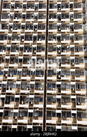 Facciata dell'edificio Electricite Du Liban (EDL), Beirut est, Libano. Foto Stock