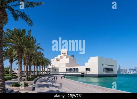 Il Museo di Arte Islamica dal Mia Park, Doha, Qatar, Medio Oriente Foto Stock