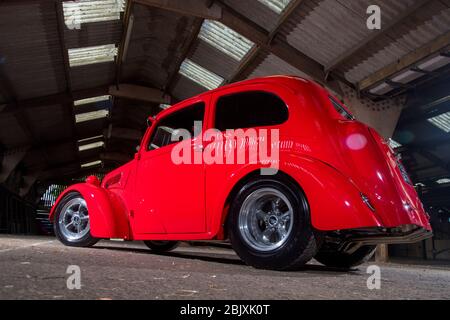 Red Ford Pop classico britannico hot rod Foto Stock