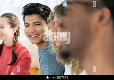 Gruppo di amici che ridono togetherÂ Foto Stock