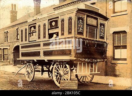 Furgone vivente trainato da cavalli. Foto Stock