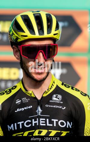 Bergamo-Como, Italia. bergamo-como, Italia, 12 Ott 2019, Adam YATES (GBR)(Mitchelton-Scott) durante - Credit: LM/Antonino Caldarella Credit: Antonino Caldarella/LPS/ZUMA Wire/Alamy Live News 2019 Foto Stock