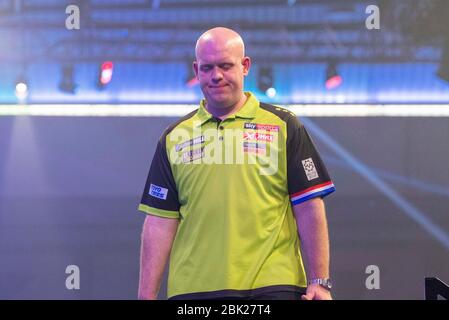 01-01-2020 Peter Wright vince il campionato del mondo PDC 2020 in Alexandra Palace contro Michael van Gerwen Foto Stock