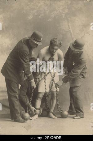 Harry Houdini (Marzo 24, 1874 Ð Ottobre 31, 1926) era un ungherese-americano nato l'illusionista e stunt performer, noto per la sua sensazionale atti di escape Foto Stock