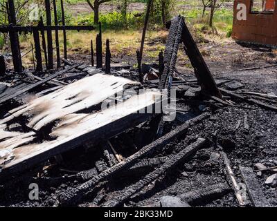 bruciata gazebo arson fuoco sfondo Foto Stock