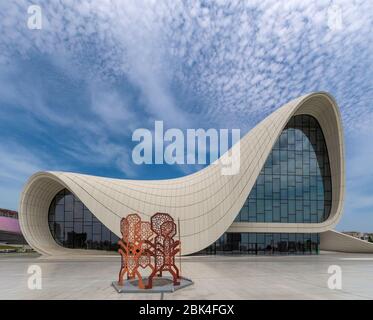 Heydar Aliyev Center a Baku, in Azerbaijan Foto Stock