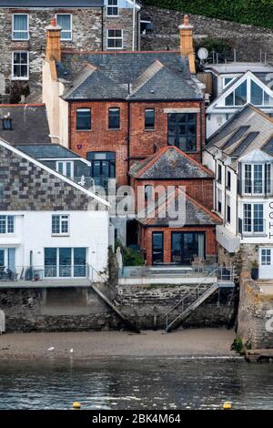 Trevail House, convertito Lloyds Bank vacanza lasciato di proprietà del famoso chef Gordon Ramsay a Fowey, Cornovaglia. Foto Stock