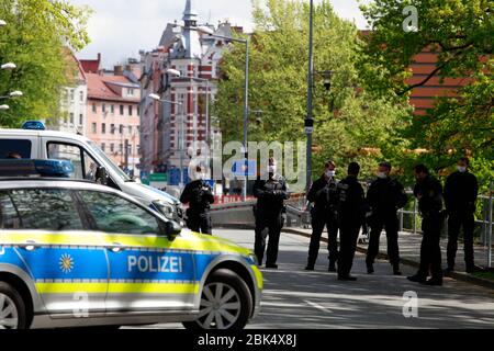Weggen der anberaumten veranstaltungen wurde die Stadtbrücke von Görlitz nach Zgorzelec durch die Polizei gesperrt.Görlitz 01.05.2020 Foto Stock