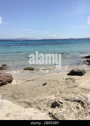 Spiaggia Vicino a Carloforte sull'Isola di San Pietro, Sardegna - Italia Foto Stock