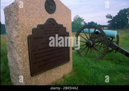 Batteria G 4° marcatore artiglieria statunitense e cannone Union vicino al Pennsylvania Memorial, Gettysburg National Military Park, Pennsylvania Foto Stock