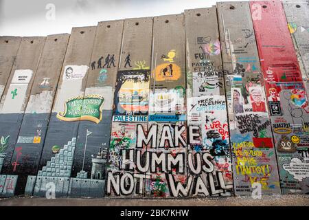 Graffiti al muro di confine di Israele a Betlemme, Palestina Foto Stock