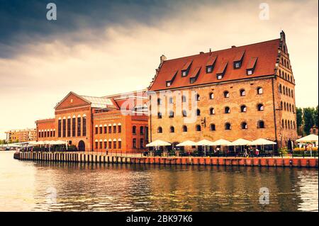 Gdansk, Pomerania/Polonia - 21 agosto 2019: Città vecchia, porto, fiume Motlawa Foto Stock