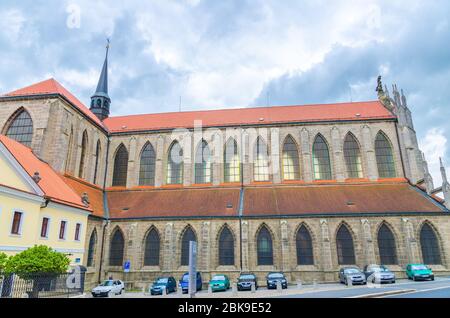 Kutna Hora, Repubblica Ceca, 14 maggio 2019: La Chiesa dell'Assunzione di nostra Signora e San Giovanni Battista a Sedlec è un edificio gotico e barocco chiesa gotica, regione Boemia centrale Foto Stock