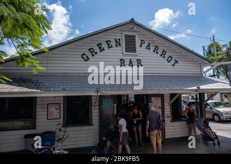 Key West, Florida, US-7 novembre 2019: Green Parrot Bar, ottimo cibo, bevande e musica dal vivo. Foto Stock