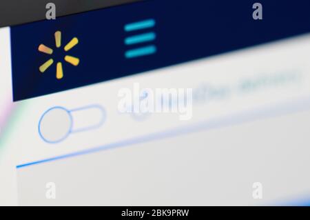 New-York , Stati Uniti d'America - Aprile 29 , 2020:Walmart home web page close up view on laptop screen Foto Stock