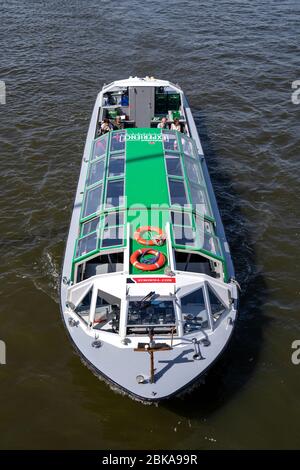 Tour panoramico in barca sui canali di Amsterdam a Stromma nei Paesi Bassi/Heineken Experience. Foto Stock