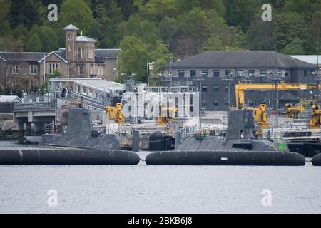 Faslane, Scozia, Regno Unito. 3 maggio 2020. Nella foto: Il Ministero della Difesa (mod) ha vietato ai suoi militari e civili di parlare pubblicamente delle armi nucleari Trident in Scozia. Le forze armate e i funzionari pubblici mod sono stati istruiti a non fare commenti pubblici, o avere contatti con i media, su "argomenti controversi" come "Tridente/Successore" e "Scozia e difesa". Le istruzioni sono state condannate come un "ordine agghindente degno di una dittatura" dai sostenitori della campagna elettorale. Credit: Colin Fisher/Alamy Live News Foto Stock