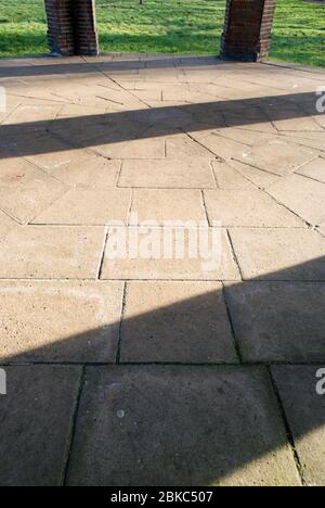 Octagon Octagonal Pavilion Open Air Folly Landscape Architecture in Kensington Gardens, London W2 2UH Foto Stock