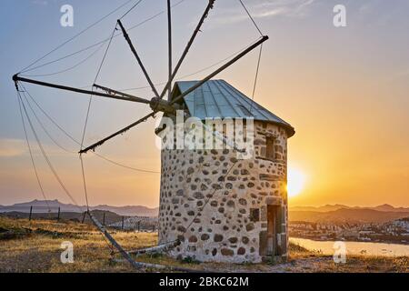 Vista di Bodrum e il vecchio mulino a vento, Turchia Foto Stock