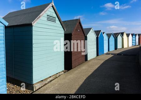 Cabine sulla spiaggia, a Herne Bay, Kent, Regno Unito Foto Stock