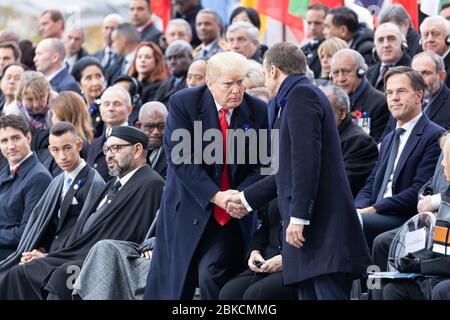 L'11 novembre 2018, il presidente Donald Trump e la First Lady Melania Trump hanno partecipato al centenario della cerimonia dell'armistizio del 1918 all'Arco di Trionfo di Parigi, in Francia. Foto Stock
