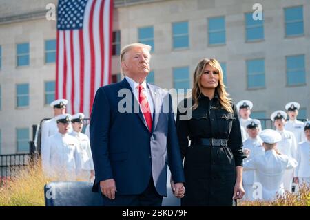 Il presidente Donald J. Trump e la prima signora Melania Trump partecipano alla cerimonia di osservanza del Pentagono, mercoledì 11 settembre 2019, al Pentagono di Arlington, Virginia settembre 11 Foto Stock
