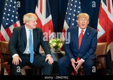 Il Presidente Donald J. Trump partecipa a un incontro bilaterale con il primo Ministro britannico Boris Johnson martedì 24 settembre 2019, presso la sede delle Nazioni Unite a New York. Il Vice Presidente Mike Pence partecipa. N. UNGA Foto Stock