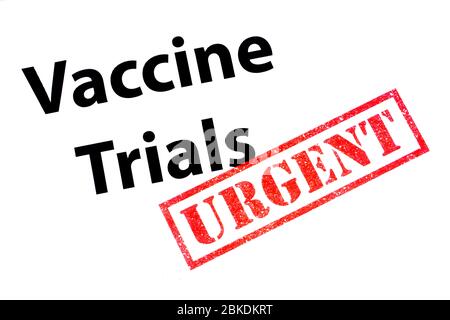 Prove sui vaccini con timbro rosso DI gomma URGENTE. Foto Stock