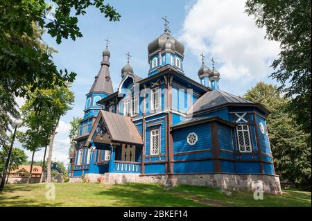 Chiesa ortodossa della protezione della Vergine Santa a Puchły, Contea di Hajnowka, Voivodato di Podlaskie, Polonia Foto Stock