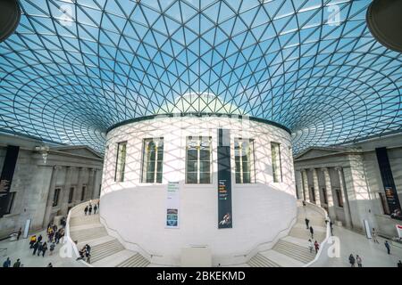 Regina Elisabetta II, Gran Corte, British Museum, Londra, Regno Unito Foto Stock