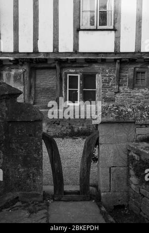 Conservazione conservazione del patrimonio conservazione Vecchio Villaggio Inglese Cotswolds Costswold edifici in pietra architettura Lacock Village Hither Way, Lacock, SN15 Foto Stock