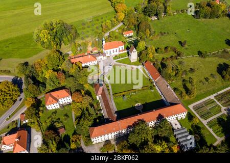 Veduta aerea, Monastero di Wessobrunn, Pfaffenwinkel, alta Baviera, Germania Foto Stock