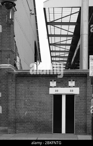 Architettura vittoriana del 1900 Old Football Stadium Fulham FC Johnny Haynes Stand Craven Cottage Stevenage Rd, Fulham, Londra SW6 6HH Archibald Leitch Foto Stock