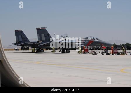 L'aeronautica militare degli Stati Uniti F-15 Sciopero Eagles alla linea di volo della base aerea durante l'esercizio militare Anatolia Eagle a Konya Foto Stock