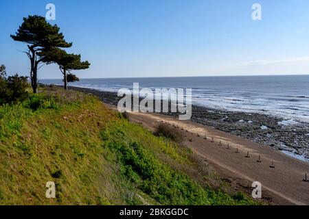 Wartime anti invasion recinzione posti Bawdsey Suffolk Inghilterra Foto Stock