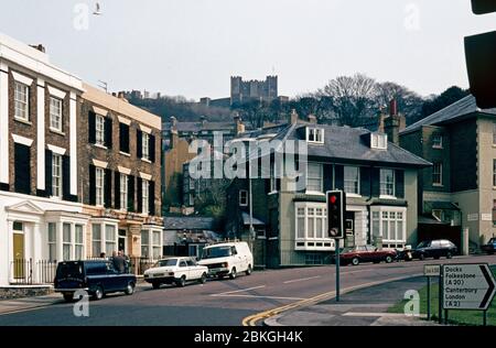 Centro e castello, 09 aprile 1983, dover, Kent, Inghilterra, Gran Bretagna Foto Stock