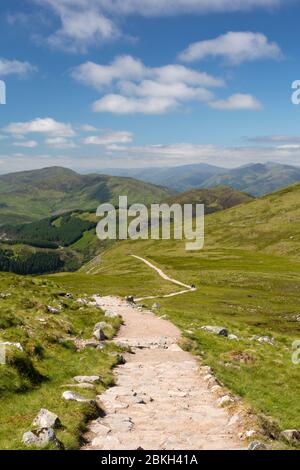Sentiero in pietra su ben Nevis, Highlands scozzesi, Scozia Foto Stock