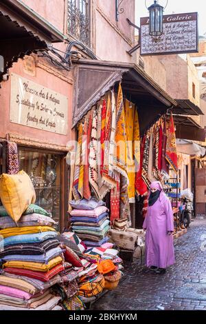 Marocco, Marrakech-Safi, Marrakech, città imperiale, la medina (Patrimonio dell'Umanità dell'UNESCO), il quartiere del Palazzo di Bahia, il souk Foto Stock