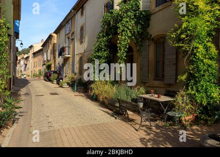 Francia, Bouches du Rhone, Pays d'Aix, Jouques, rue du village Foto Stock