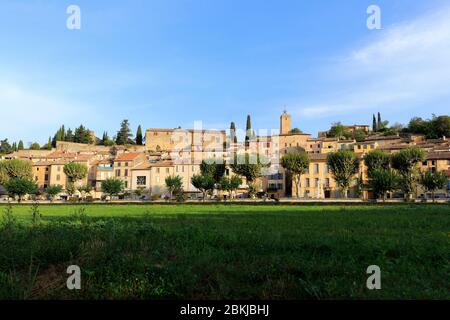 Francia, Bouches du Rhone, Pays d'Aix, Jouques, vista del villaggio Foto Stock