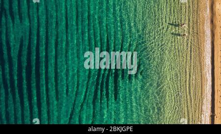 Francia, Corse du Sud, Olmeto, spiaggia di Baracci (vista aerea) Foto Stock