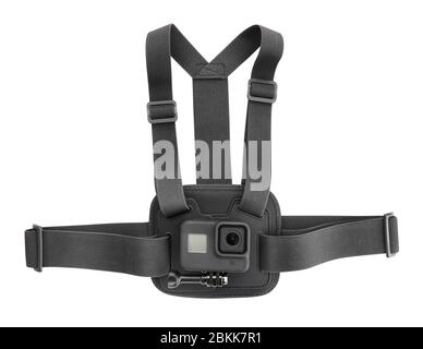 percorso di montaggio sul petto della telecamera di azione isolato su bianco Foto Stock