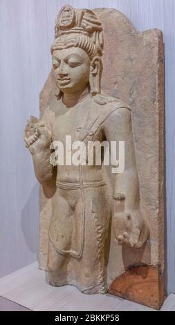 Bodhisattva Maitreya, scultura del V secolo, Museo Sarnath, Sarnath, Uttar Pradesh, India Foto Stock