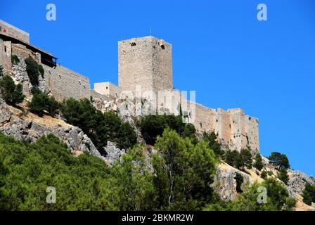 Vista del castello di Santa Catalina che si affaccia sulla città, Jaen, Jaen provincia, Andalusia, Spagna, Europa occidentale Foto Stock