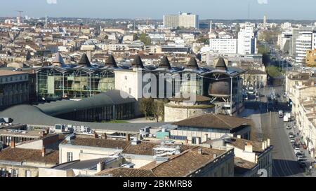 Bordeaux , Aquitaine / Francia - 11 19 2019 : bordeaux vista aerea tribunale in città Foto Stock