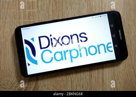 Logo Dixons Carphone plc visualizzato sullo smartphone Foto Stock