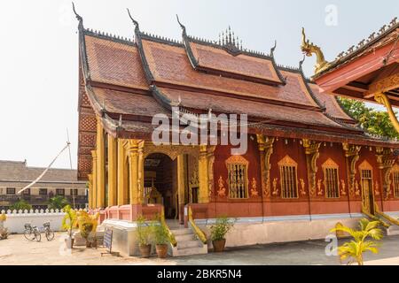 Laos, Luang Prabang città classificato patrimonio mondiale dell'UNESCO, vat sensoukharam tempio Foto Stock